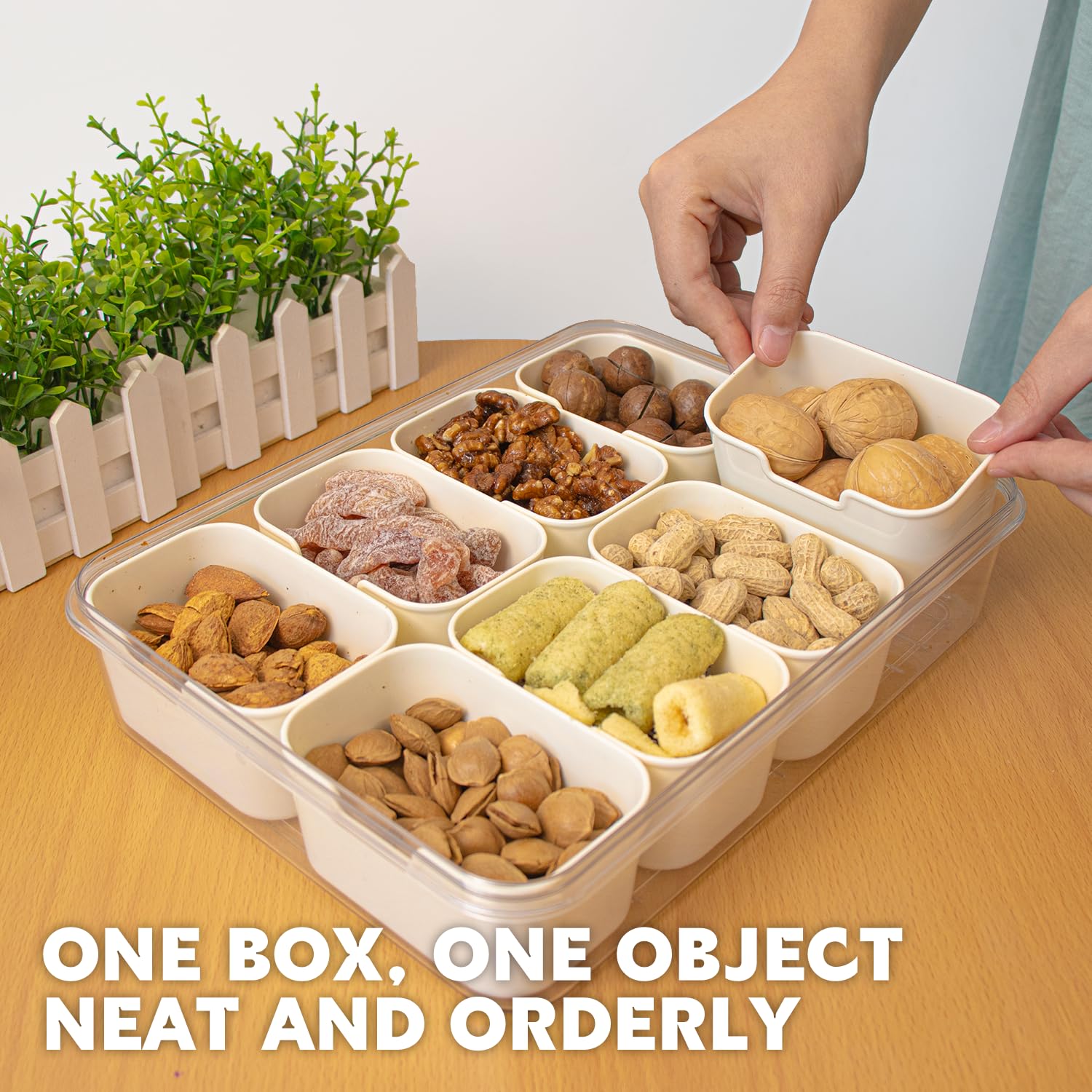 HRXFOZ Divided Serving Tray with Lid and Handle,8 Compartments Snacks Box,Snack Fruit and Veggie Tray,Portable Platter for Candy Fruits Nuts Snack Party Entertaining Picnic (1 PCS)