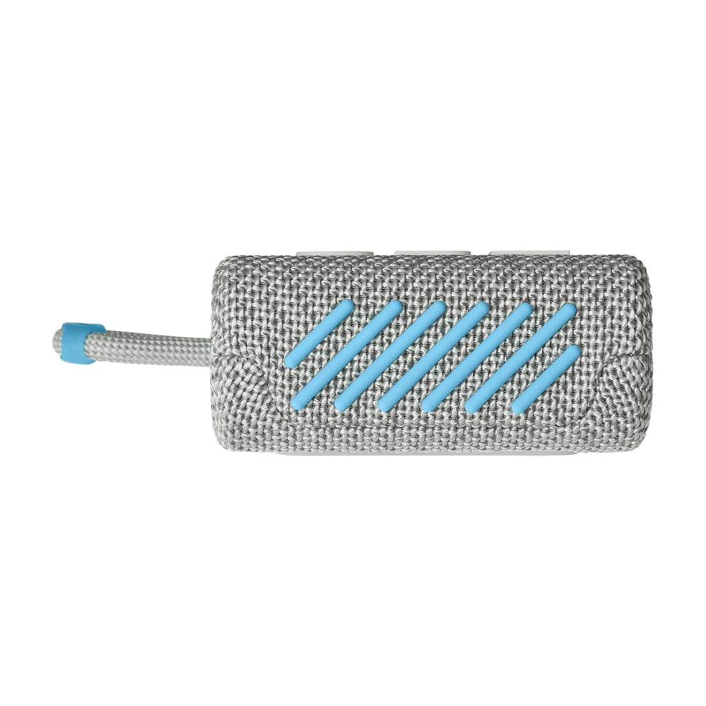 JBL Go 3 - Portable Mini Bluetooth Speaker, big audio and punchy bass, IP67 waterproof and dustproof, 5 hours of playtime, speaker for home, outdoor and travel (White)